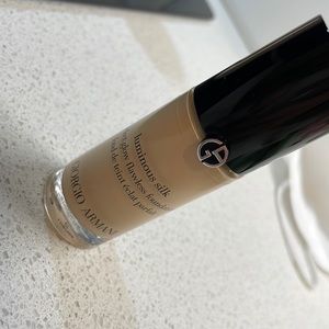 Armani luminous silk foundation Shade 2